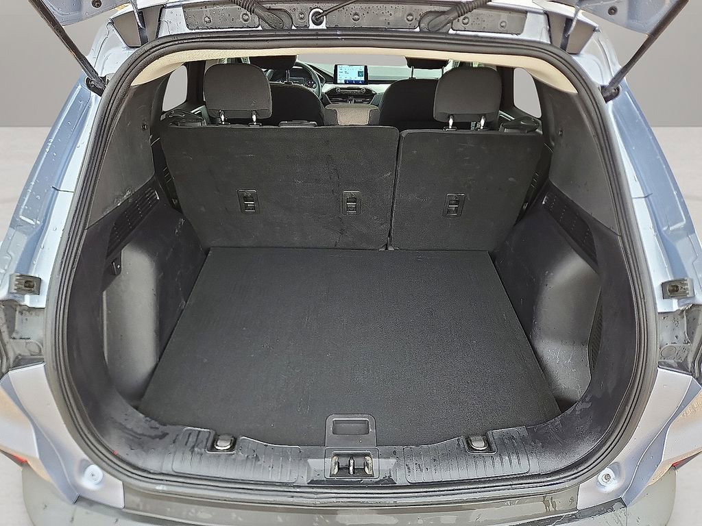 Used 2022 Ford Escape SE w/ Cold Weather Package image 15