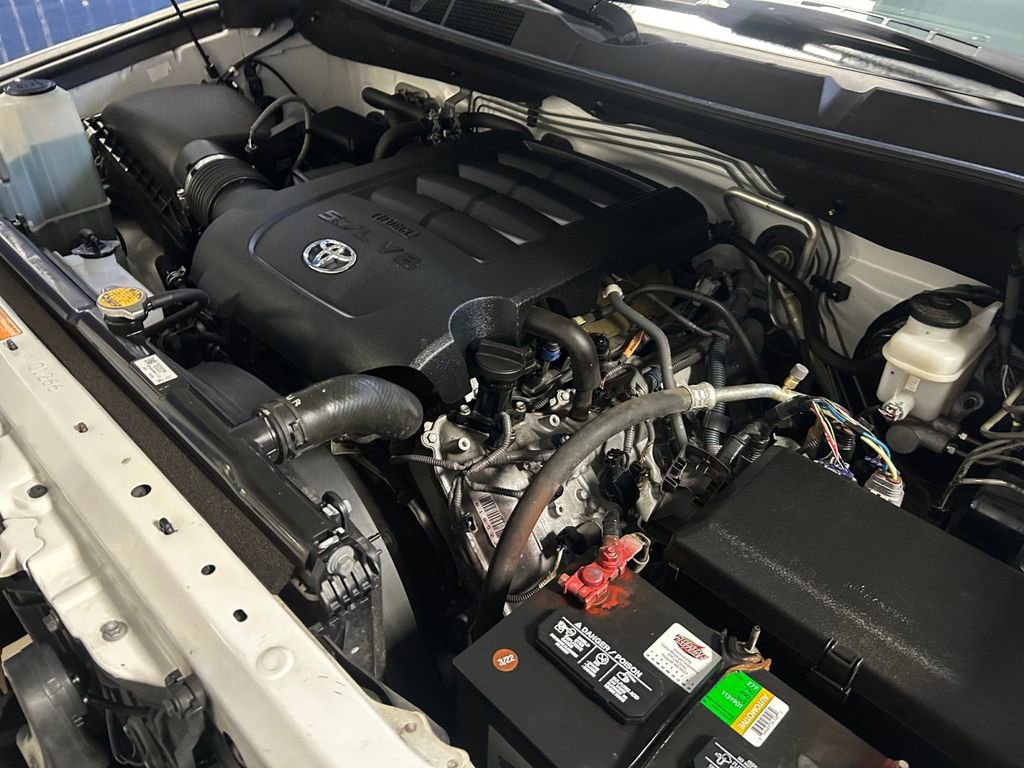 Used 2016 Toyota Sequoia Platinum image 30