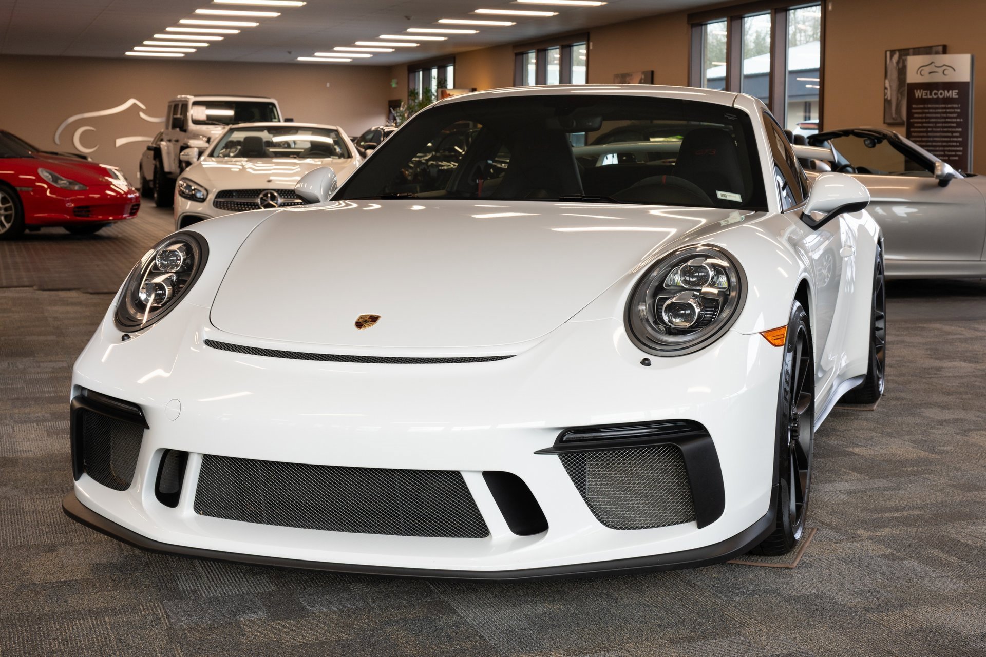 Used 2018 Porsche 911 GT3 image 12