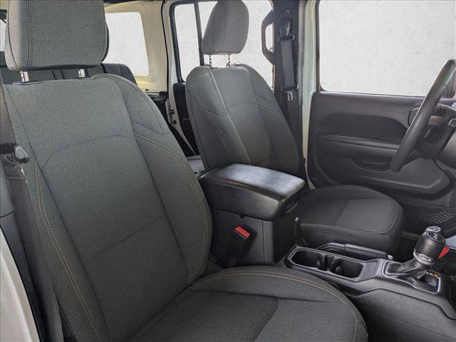 Used 2024 Jeep Wrangler Unlimited AWD/4WD image 20