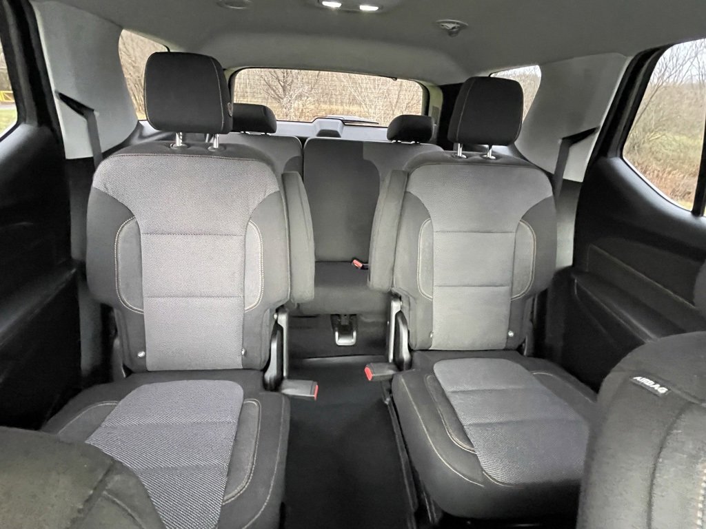 Used 2018 Chevrolet Traverse LT image 16