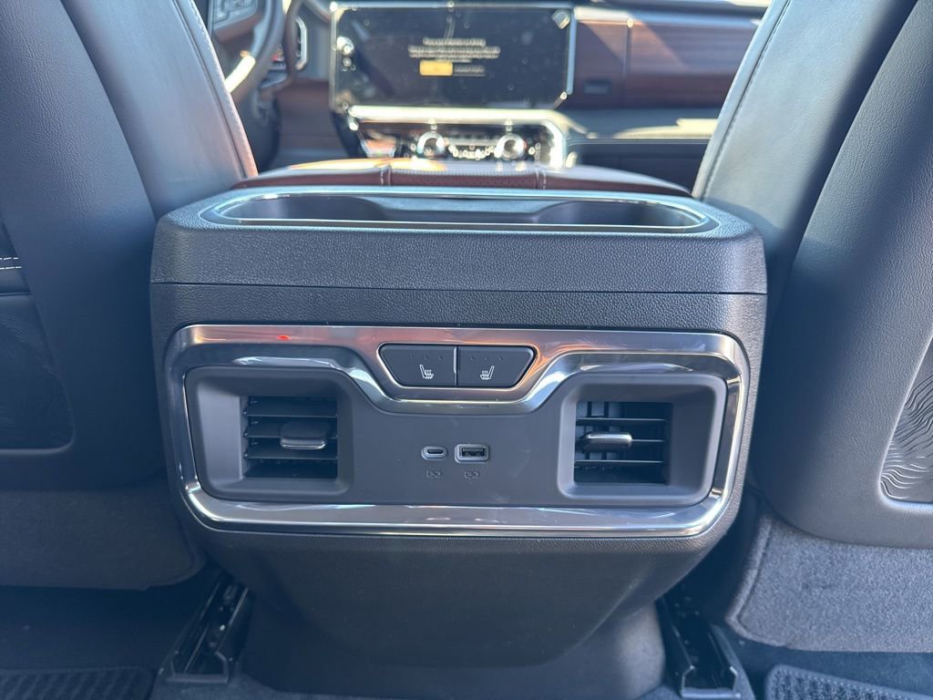 New 2026 GMC Sierra 3500 Denali Ultimate image 31