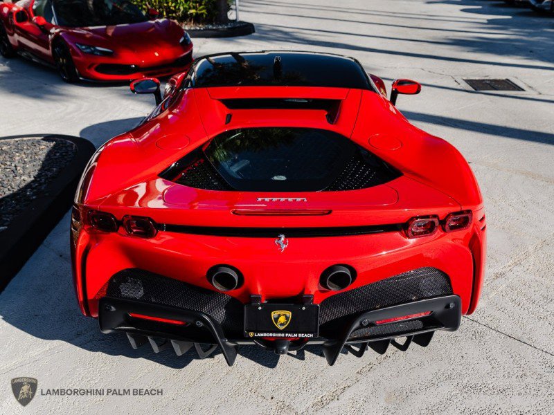 Used 2022 Ferrari SF90 Stradale image 4