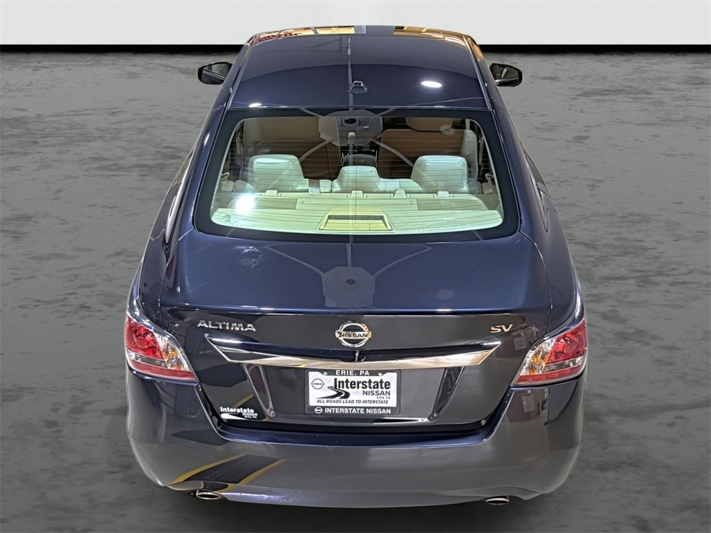 Used 2015 Nissan Altima 2.5 SV w/ Convenience Package image 3