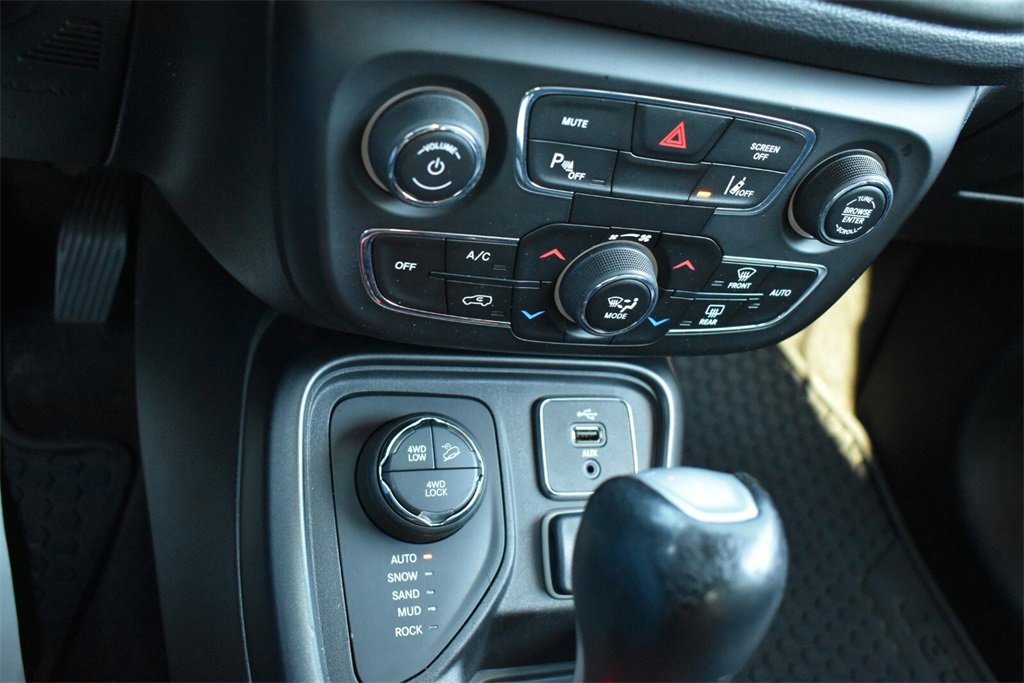 Used 2018 Jeep Compass Trailhawk w/ Leather Interior Group image 20