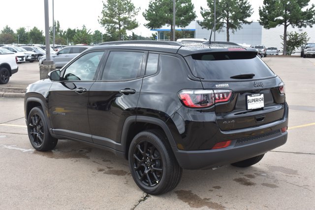 New 2026 Jeep Compass Latitude image 8