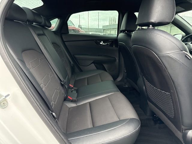 Used 2021 Kia Forte GT-Line image 14