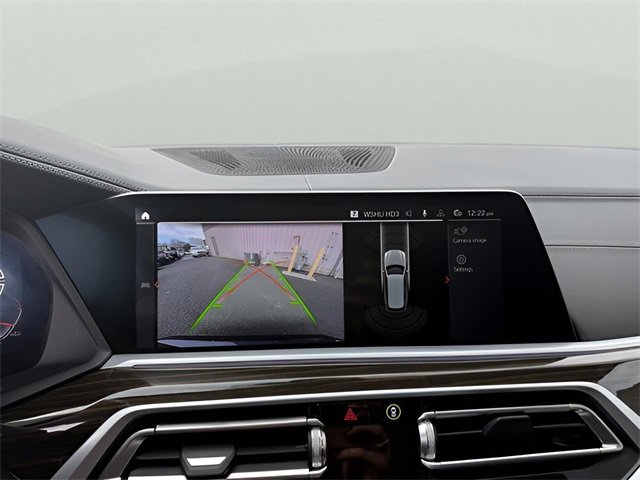 Used 2021 BMW X7 xDrive40i w/ Cold Weather Package image 17