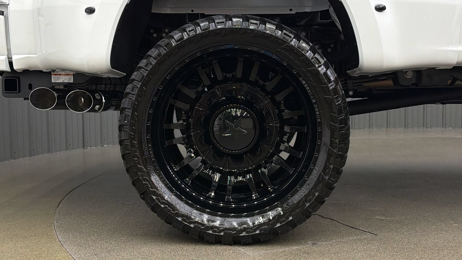 Used 2026 Ford F450 Platinum w/ FX4 Off-Road Package AWD/4WD image 11