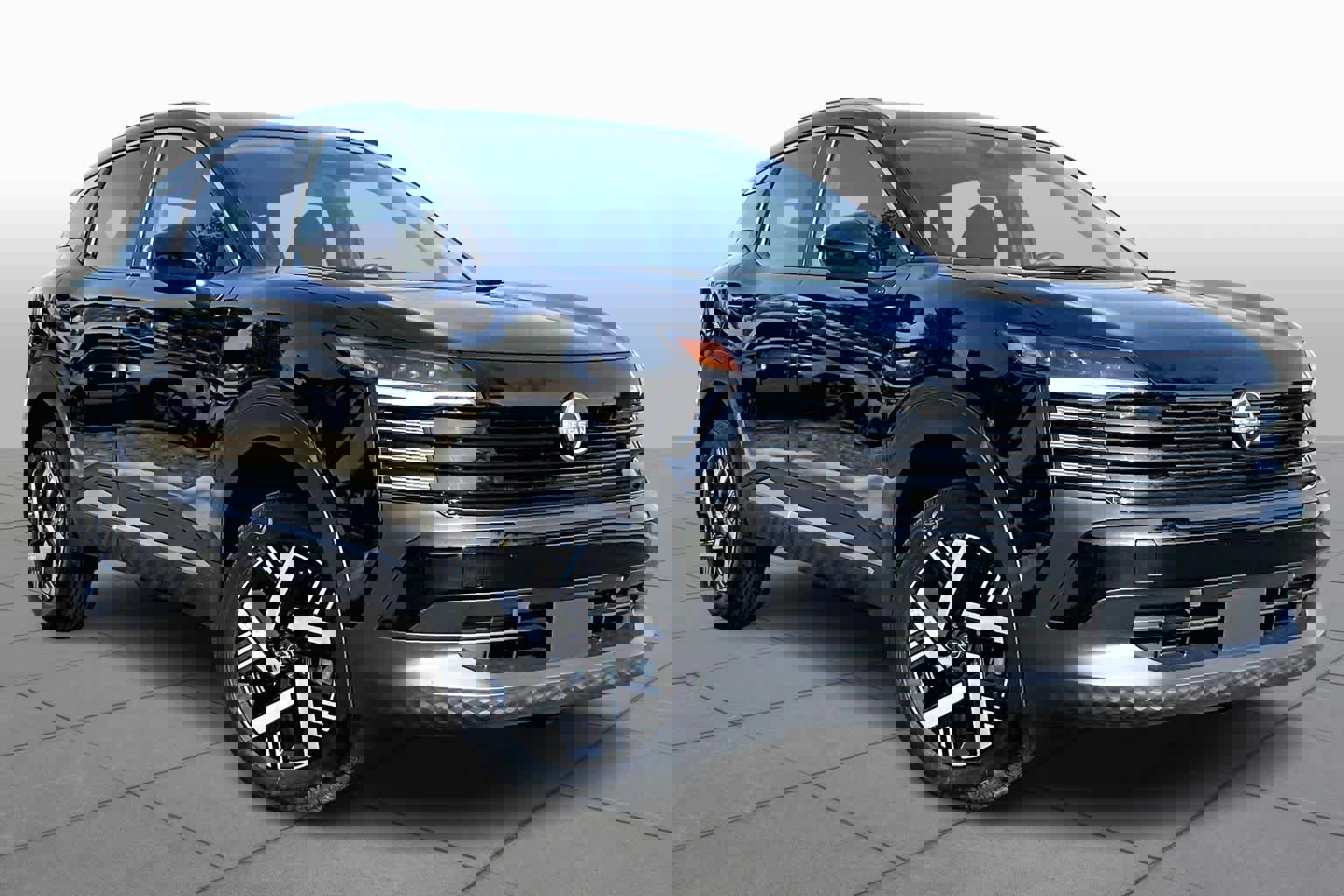 New 2026 Nissan Kicks SV image 2