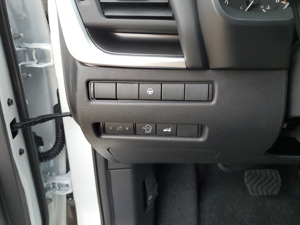 New 2026 Nissan Rogue SV AWD/4WD image 22