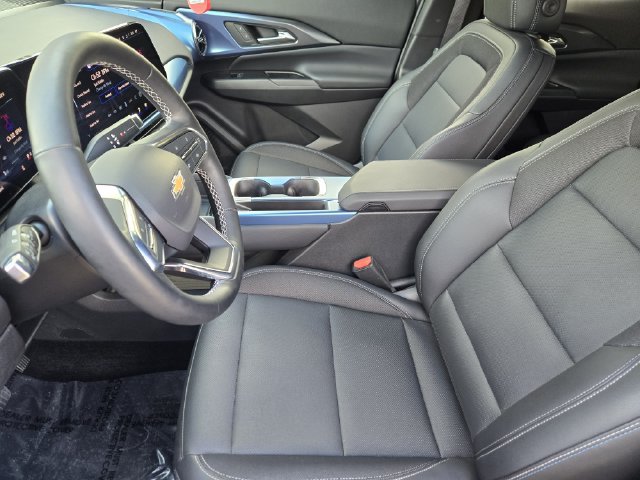 Certified 2024 Chevrolet Equinox EV LT FWD image 7