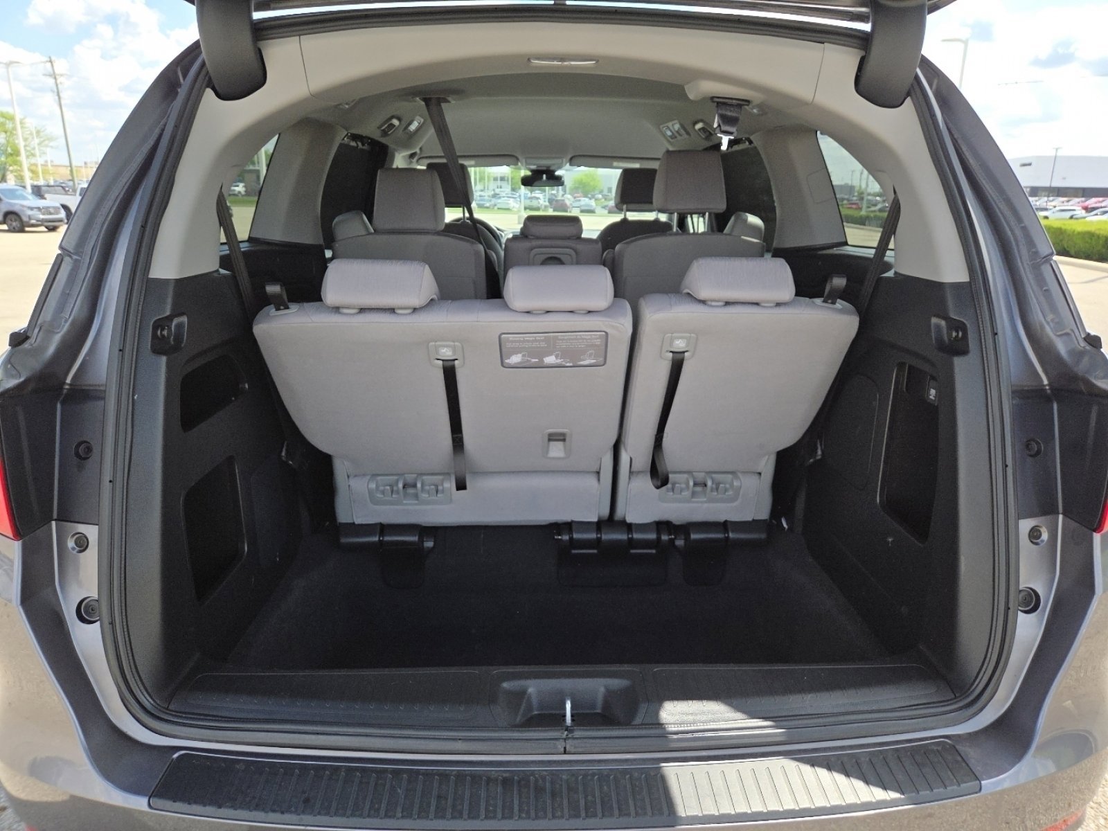 Used 2024 Honda Odyssey EX image 18