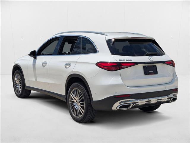 Certified 2025 Mercedes-Benz GLC 300 image 8