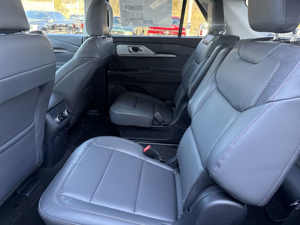 New 2026 Ford Explorer Active w/ Active Comfort Package AWD/4WD image 26