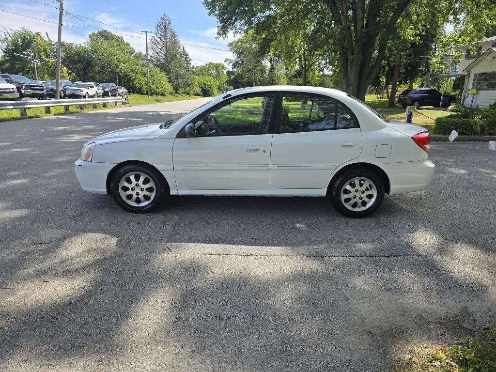 Used 2005 Kia Rio Sedan image 6