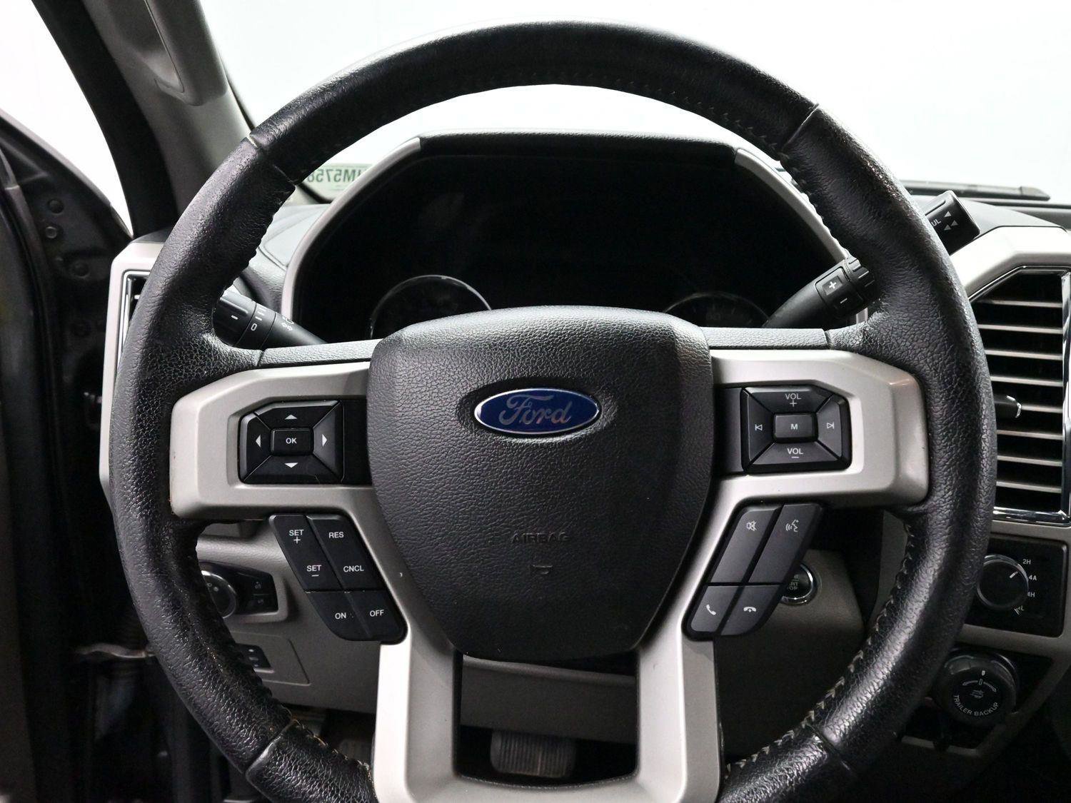 Used 2016 Ford F150 Lariat w/ Trailer Tow Package image 16