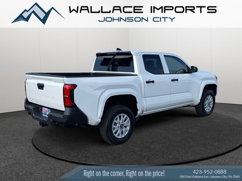 Used 2024 Toyota Tacoma SR RWD image 5
