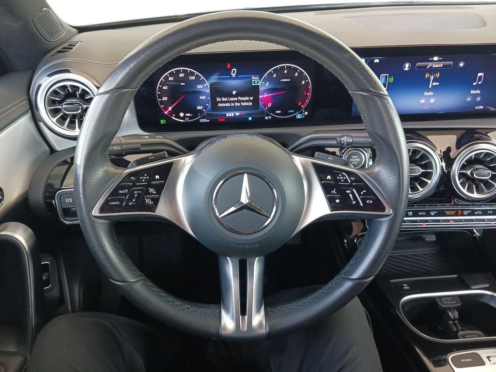 Used 2025 Mercedes-Benz CLA 250 image 17