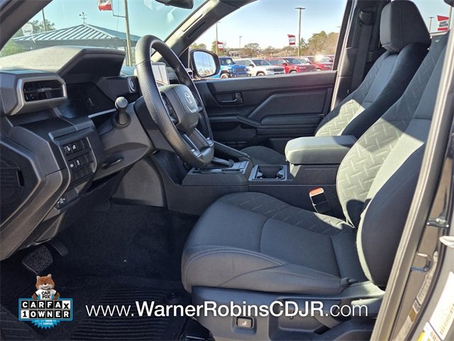 Used 2025 Toyota Tacoma SR image 5