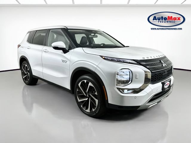 Used 2024 Mitsubishi Outlander SE AWD/4WD image 1