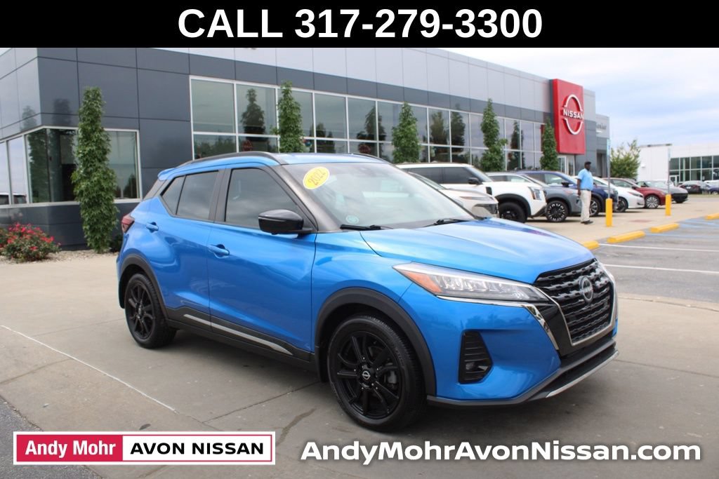 Used 2022 Nissan Kicks SR FWD image 1