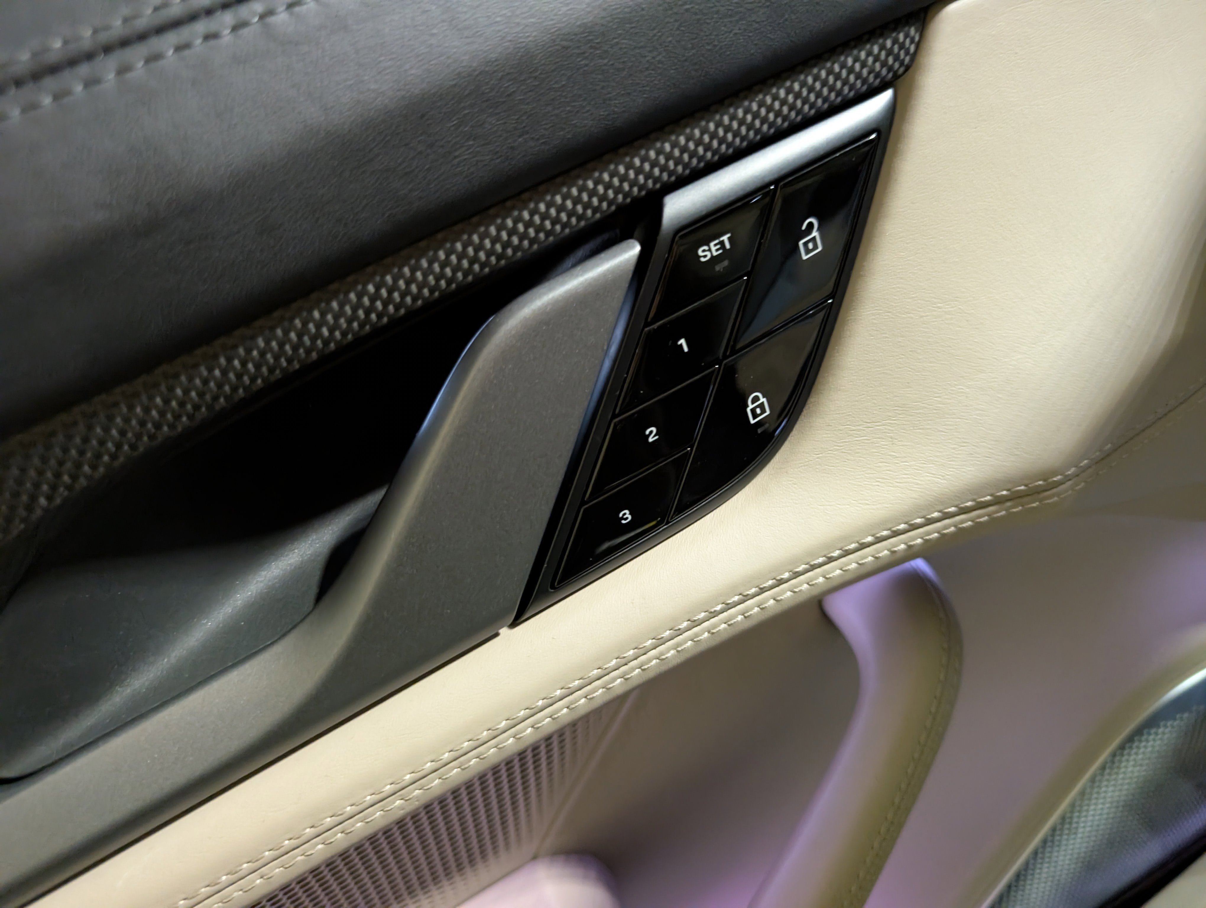 Used 2021 Porsche Taycan Turbo S image 43