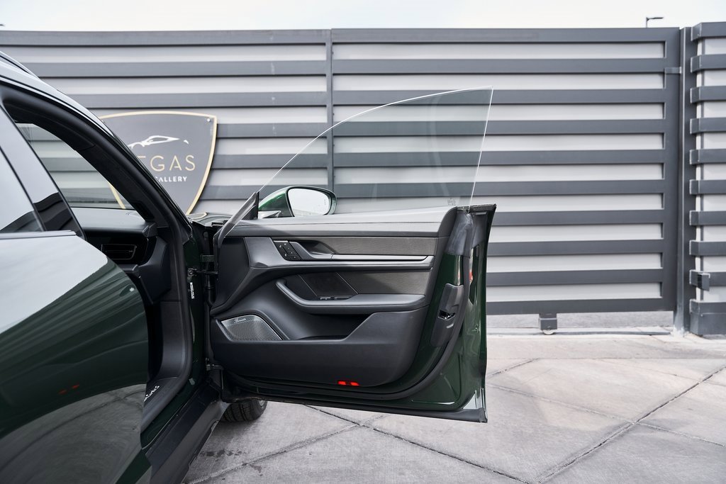 Used 2026 Porsche Taycan Turbo S image 30