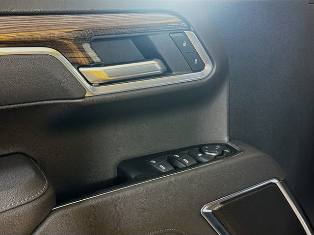 Used 2026 Chevrolet Silverado 1500 LT w/ Leather Package AWD/4WD image 20