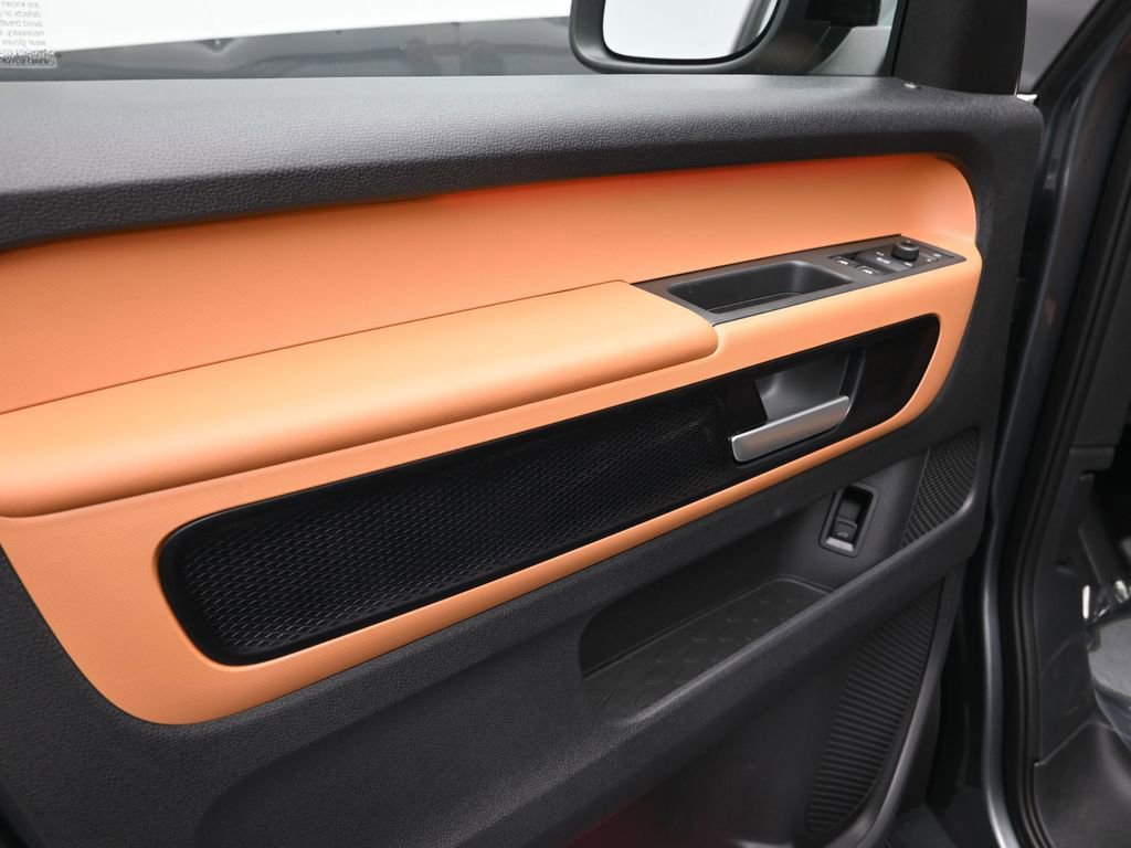 New 2025 Volkswagen ID. Buzz Pro S Plus image 15