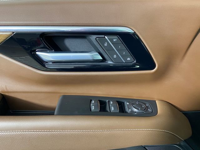 Certified 2026 Chevrolet Suburban High Country image 13