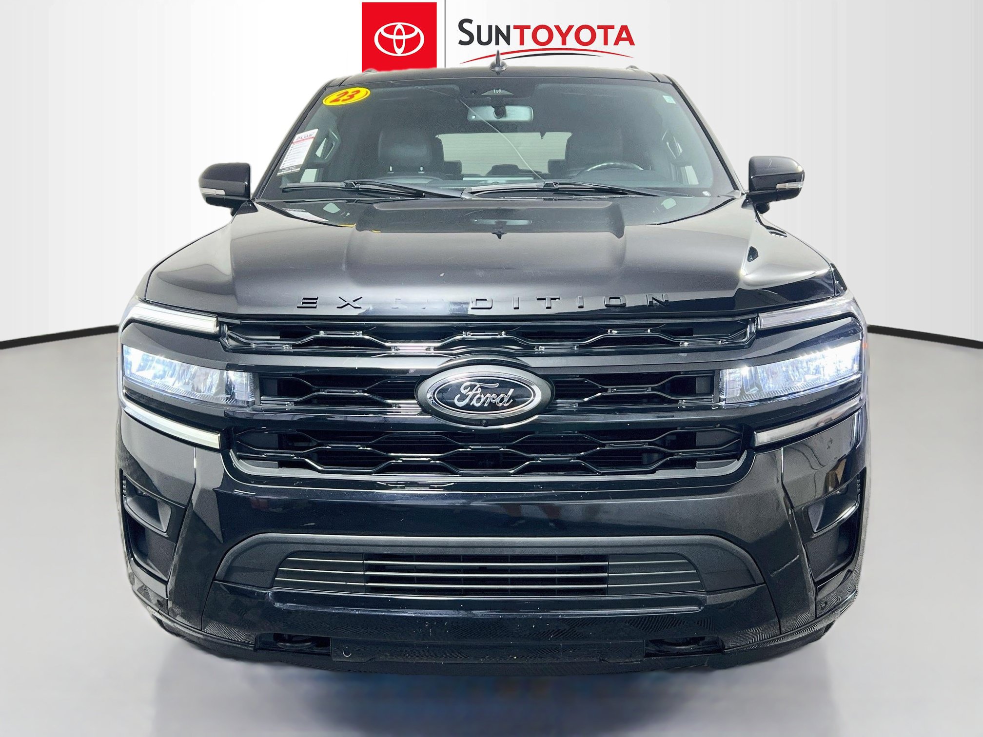 Used 2023 Ford Expedition Limited AWD/4WD image 10