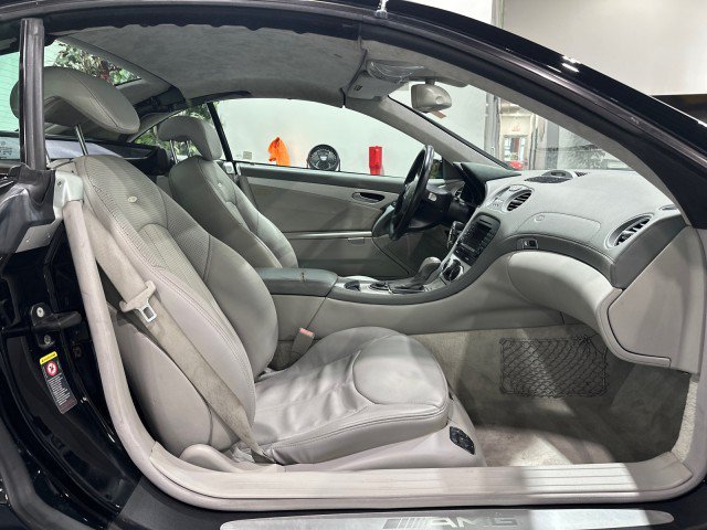 Used 2005 Mercedes-Benz SL 55 AMG image 36