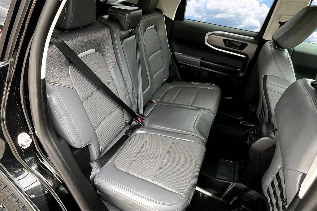 Used 2025 Ford Bronco Sport Badlands image 26