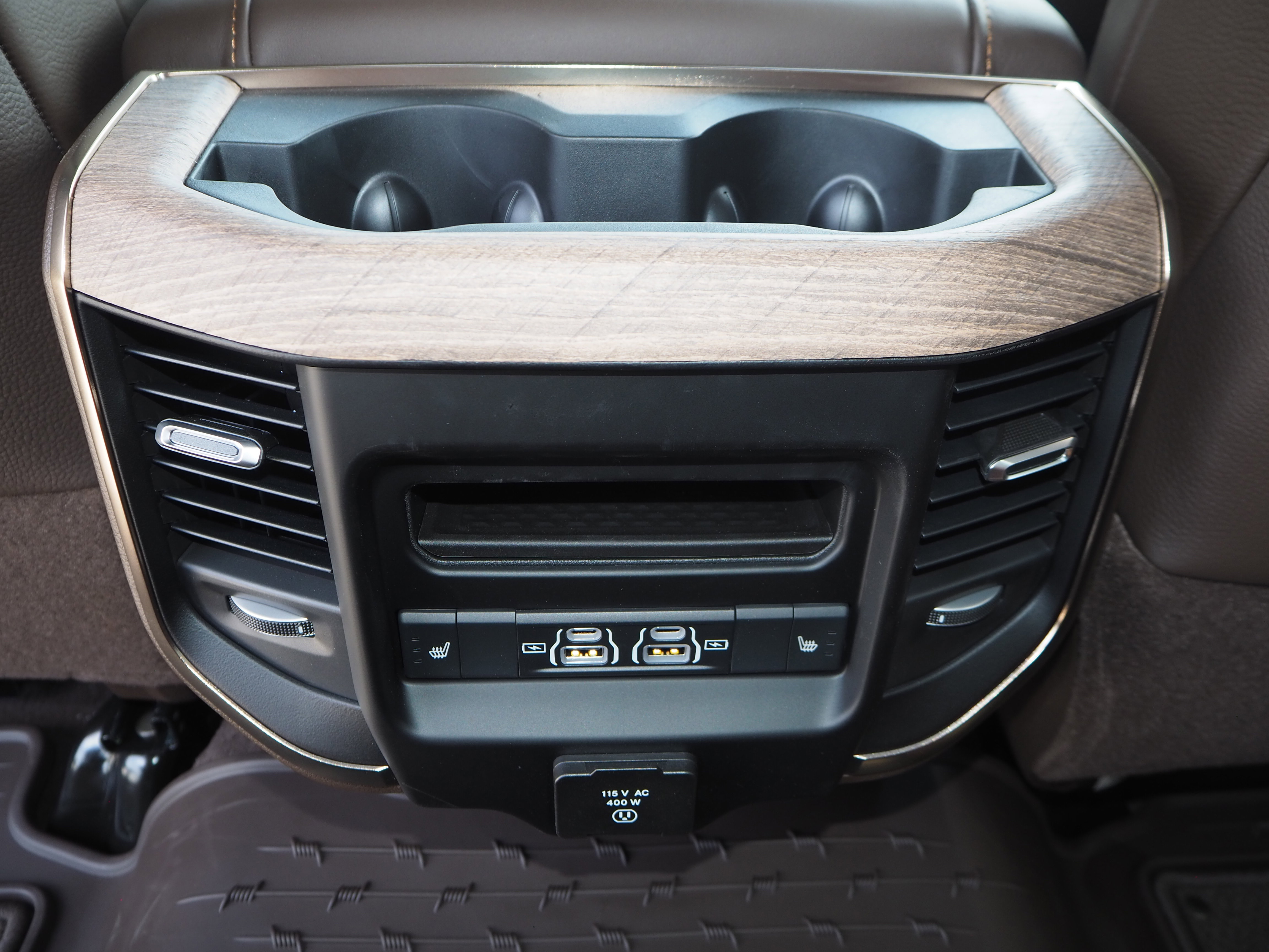 New 2025 RAM 2500 Limited AWD/4WD image 23
