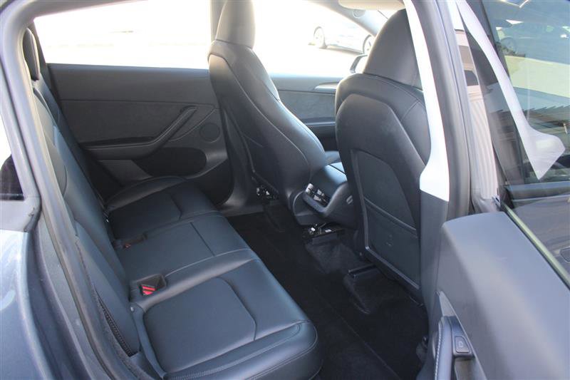 Used 2023 Tesla Model Y Performance AWD/4WD image 13