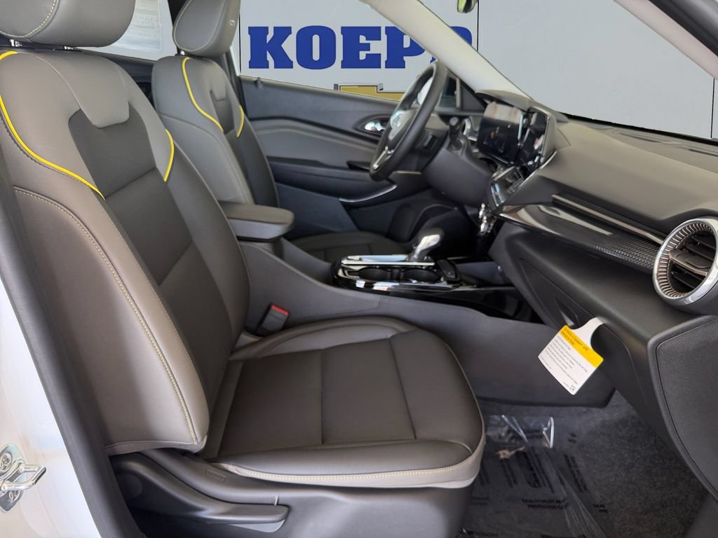 New 2026 Chevrolet Trax ACTIV w/ Sunroof Package FWD image 17