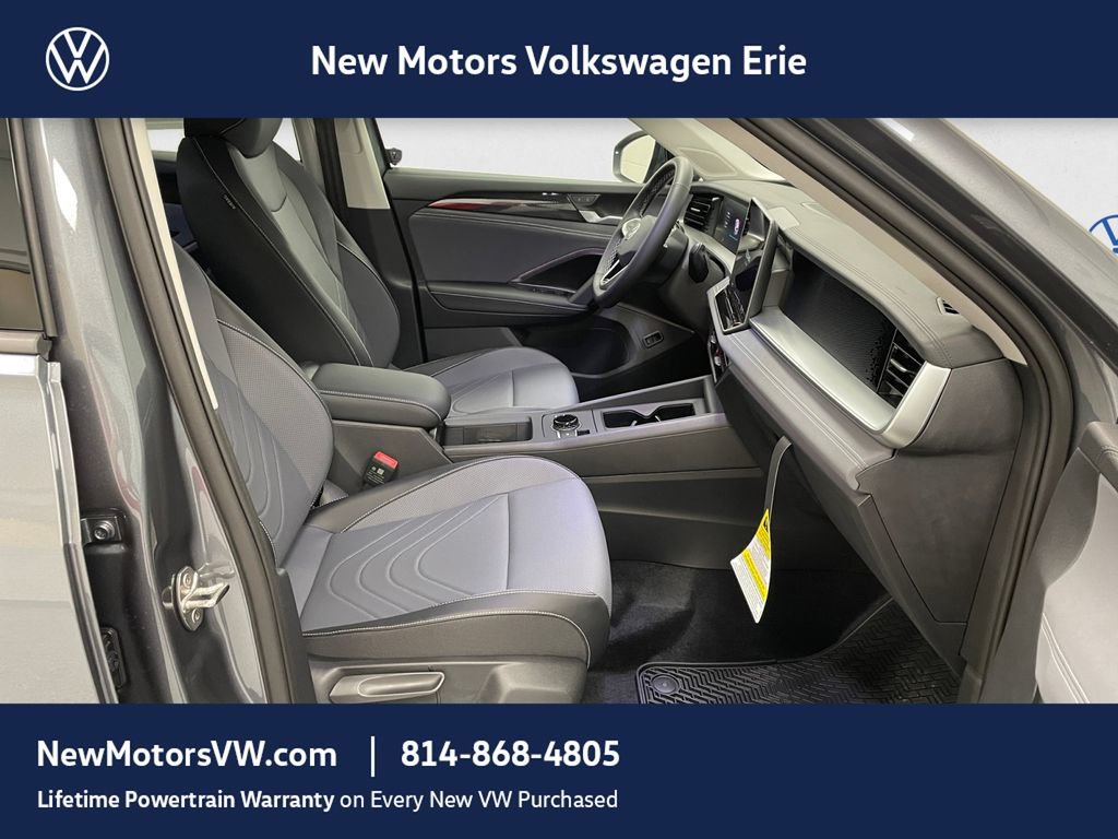 New 2026 Volkswagen Tiguan SE AWD/4WD image 13