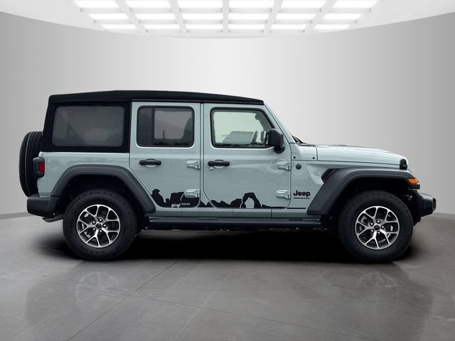 Used 2024 Jeep Wrangler Unlimited Sport AWD/4WD image 8