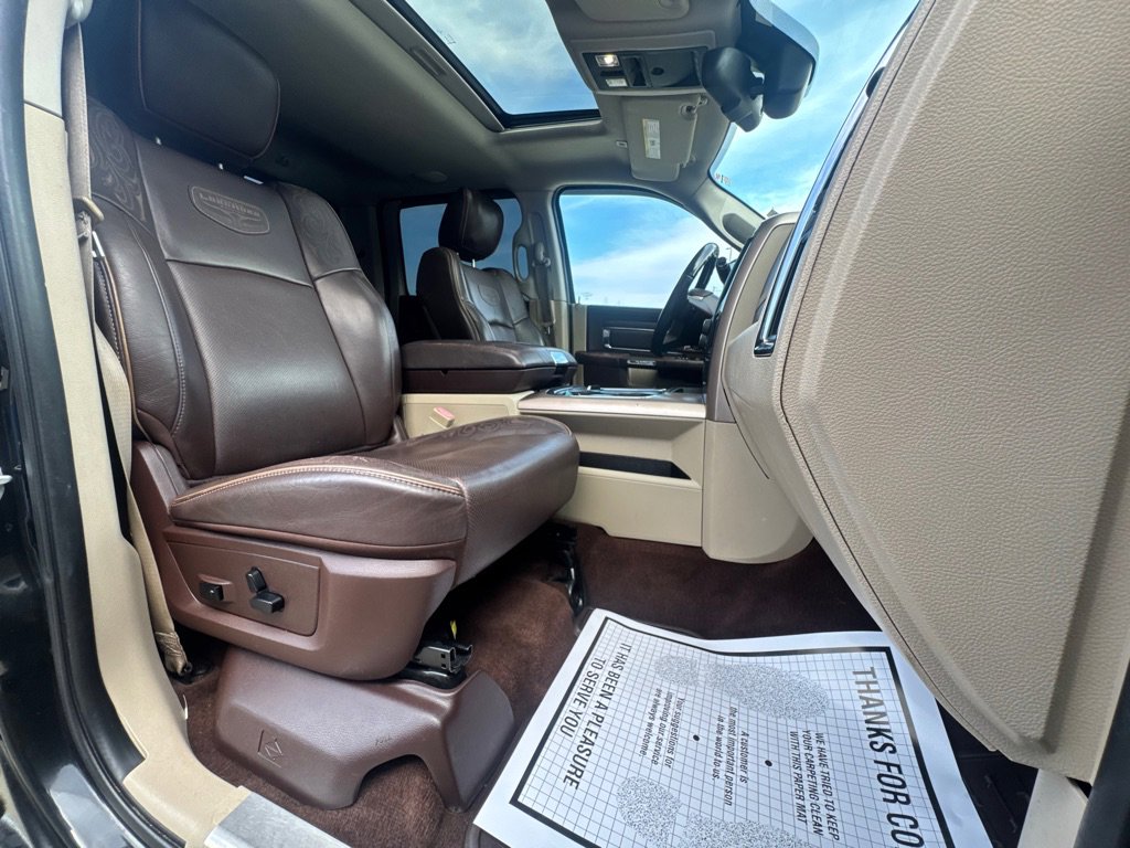 Used 2017 RAM 3500 Laramie Longhorn image 8