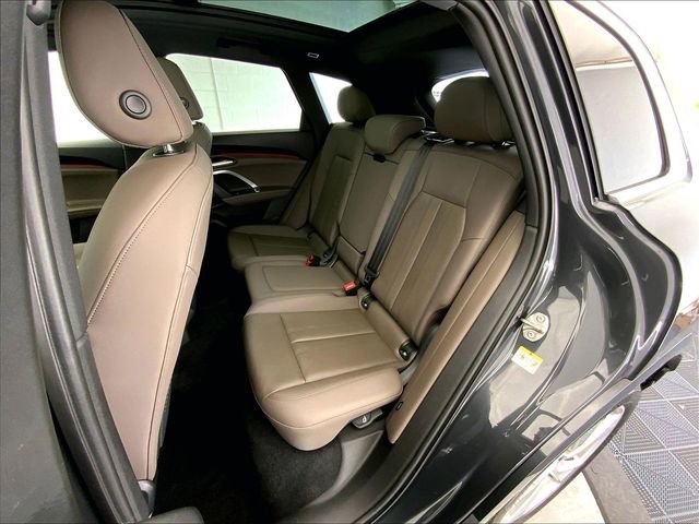 Certified 2025 Audi Q5 Premium Plus w/ Premium Plus image 26
