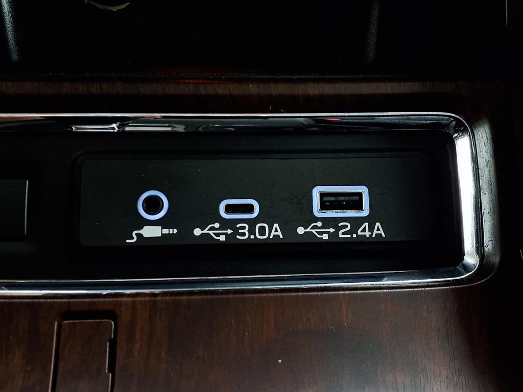 Used 2024 Subaru Ascent Touring image 25