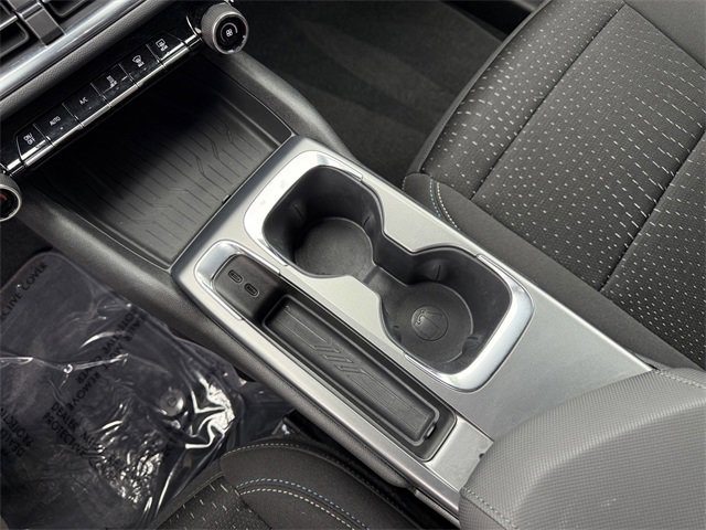 Used 2025 Chevrolet Equinox EV LT image 24