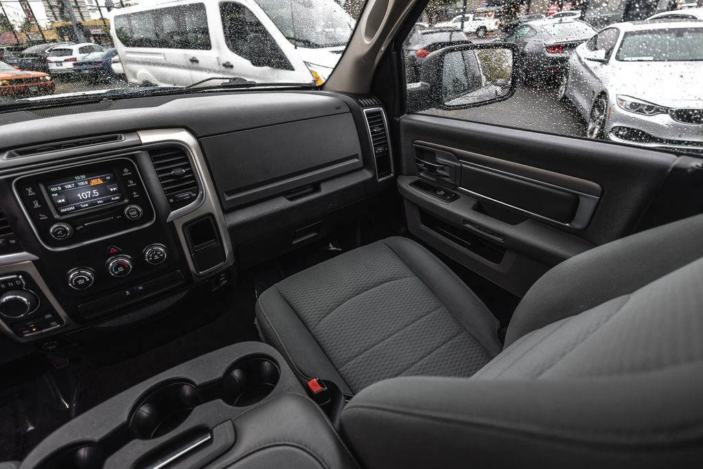 Used 2017 RAM 1500 Classic SLT AWD/4WD image 23