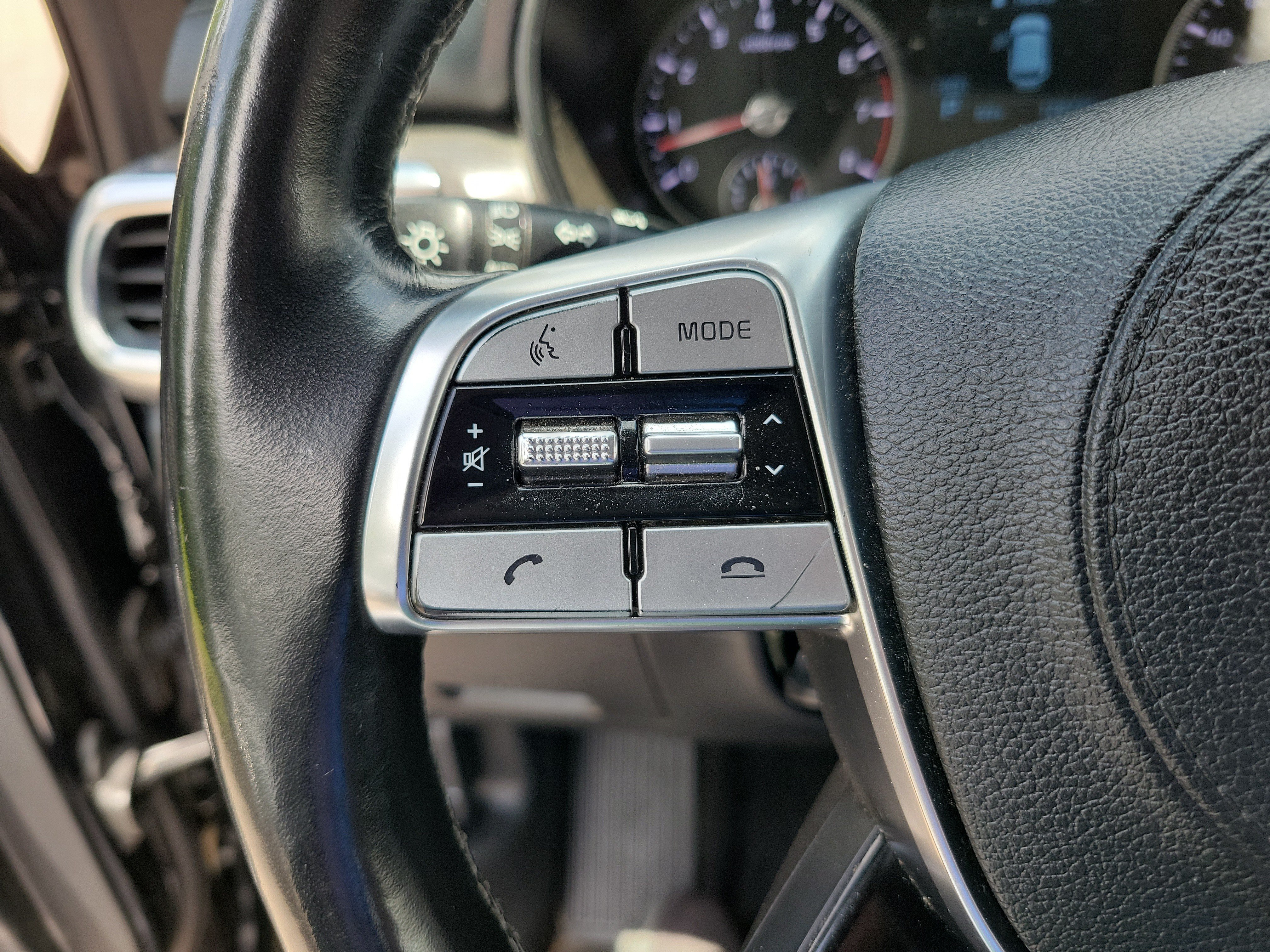 Used 2021 Kia Telluride EX w/ EX Premium Package AWD/4WD image 16