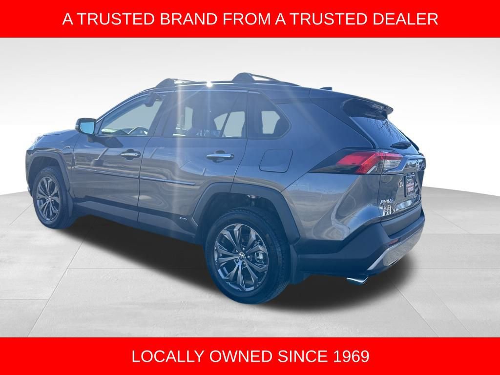 Used 2023 Toyota RAV4 Limited image 3