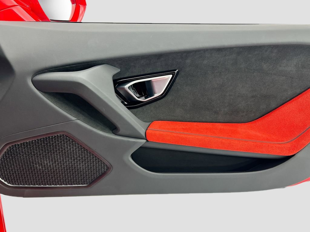 Used 2021 Lamborghini Huracan EVO image 22