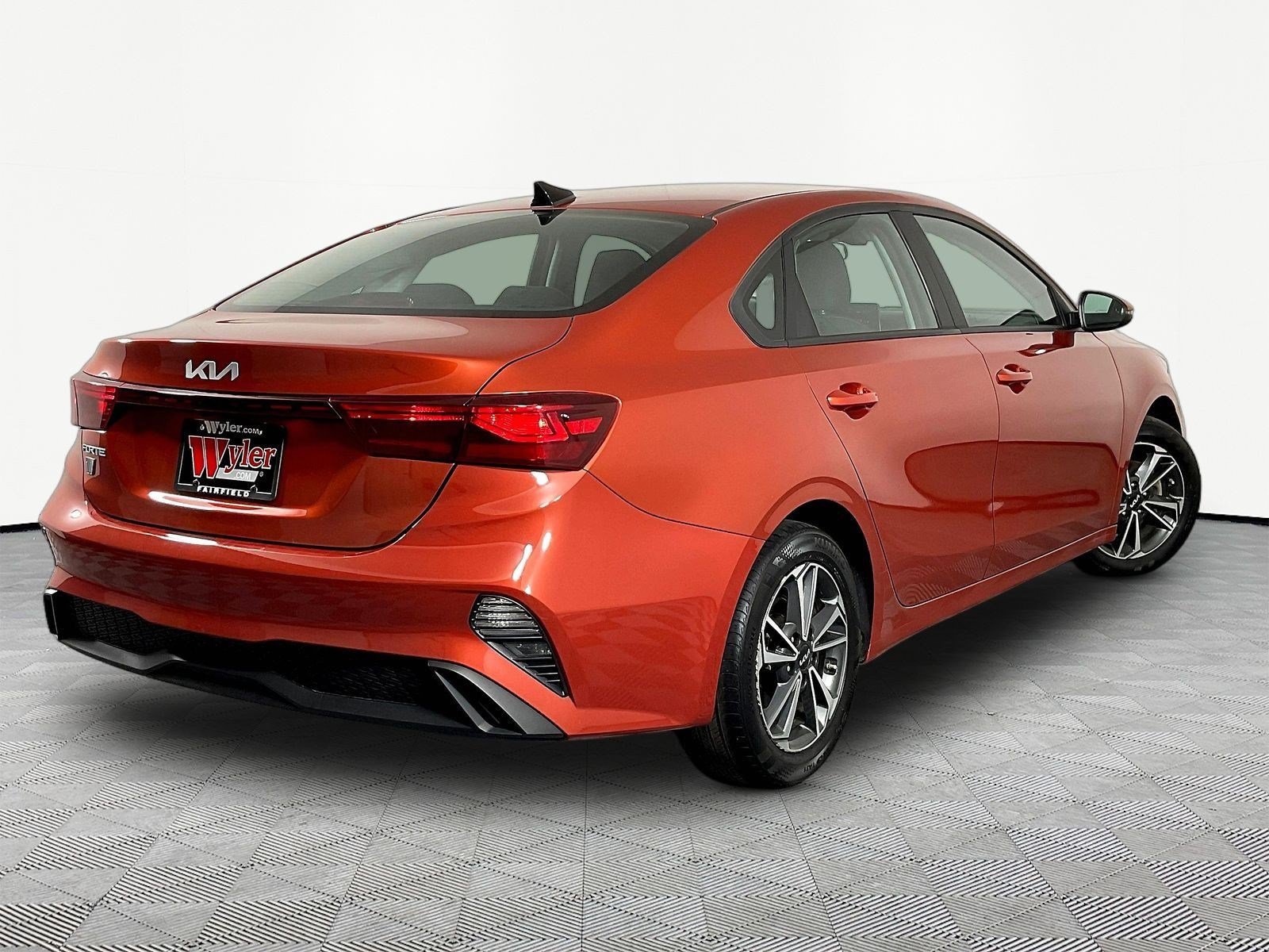 Certified 2023 Kia Forte LXS w/ LXS Technology Package FWD image 6