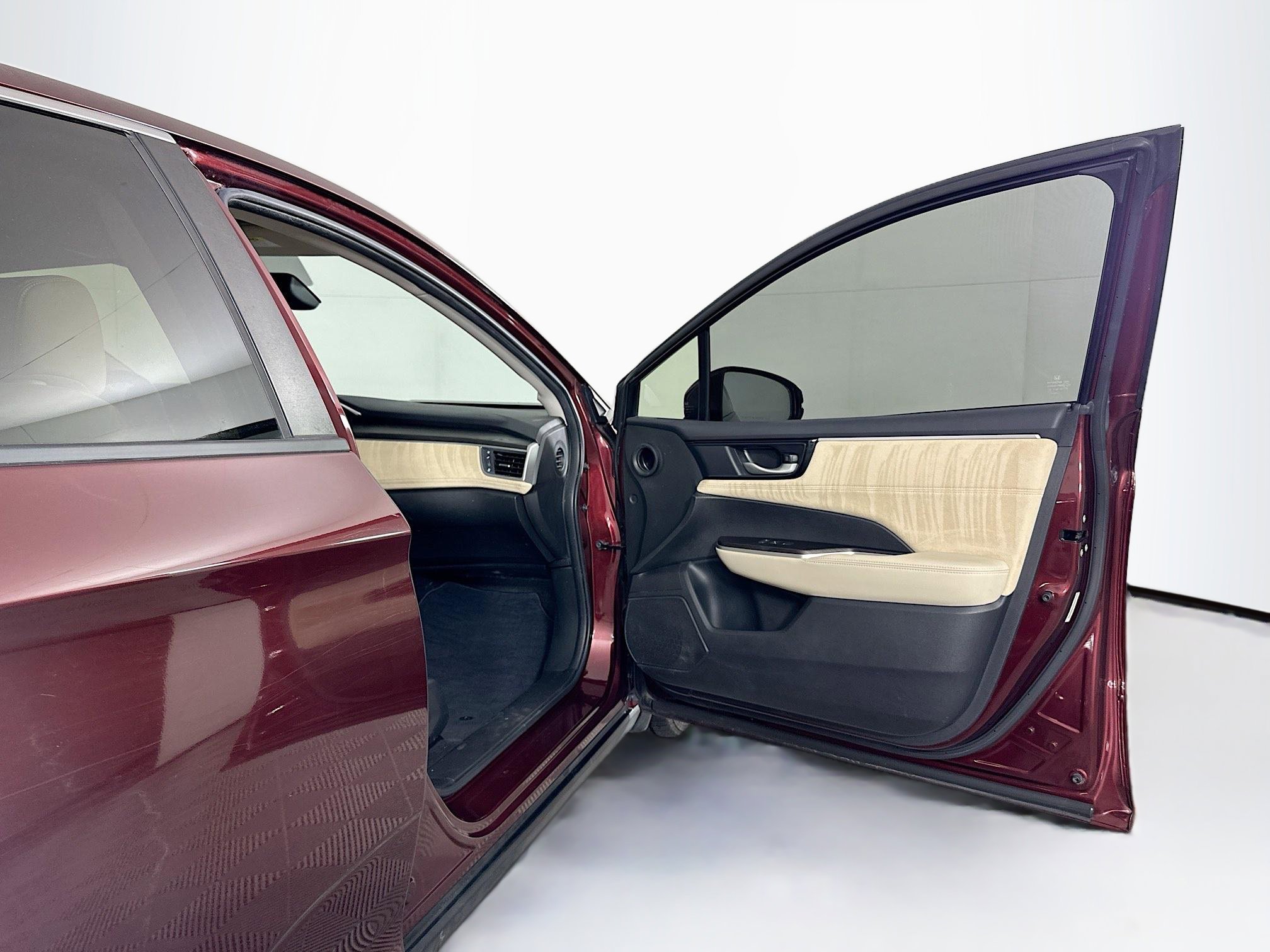 Used 2021 Honda Clarity Touring image 30