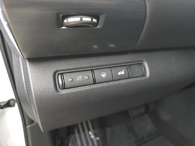 New 2026 Nissan Pathfinder SL w/ SL Premium Package FWD image 35